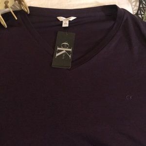 NEW CALVIN KLEIN V T-shirt XXL